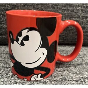 Disney Mickey Mouse Classic‎ 10 oz. Ceramic Coffee Cup Mug Excellent Condition!